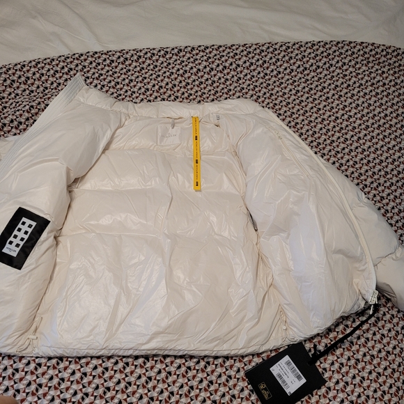 NWT Moncler "2 1952 Akishima" Puffer Jacket size 2 (Medium) - Picture 4 of 9